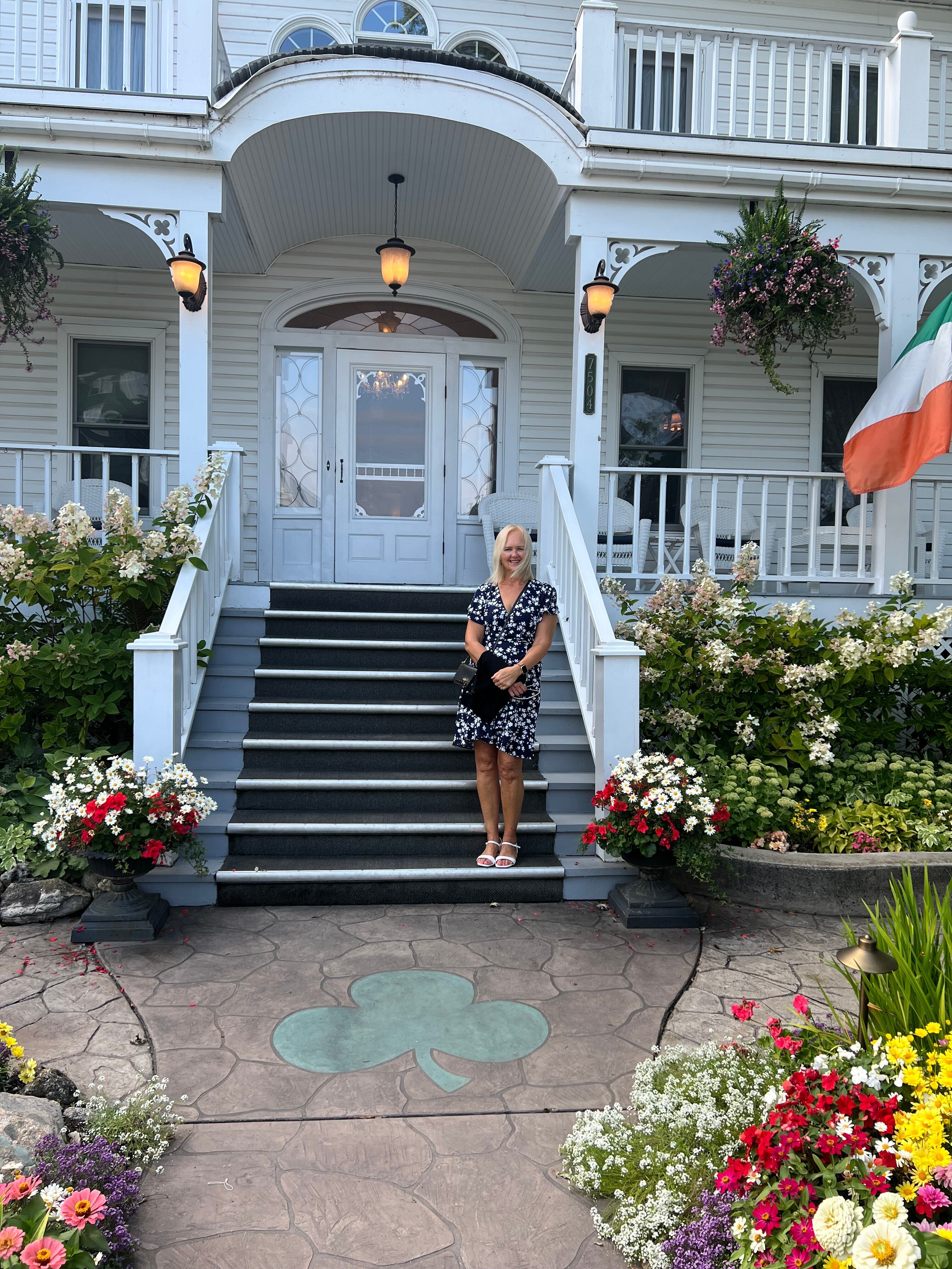 CLOGHAUN BED AND BREAKFAST - Updated 2024 B&B Reviews (Mackinac Island, MI)