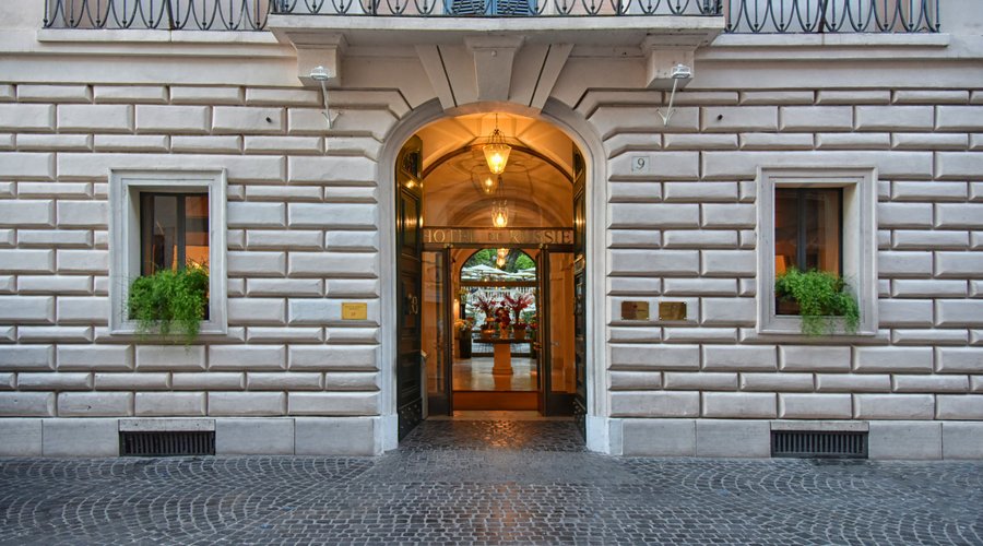 Hotel de Russie - Facade