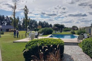 Piscina y playa