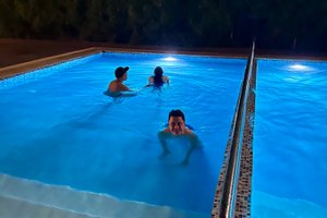Pool & Beach