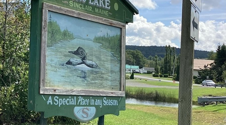 Long Lake Maine is a lovely rustic area and Lakeside Lodge is located right on it!