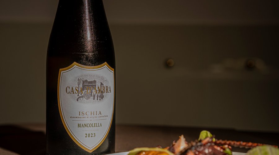 Selezione di vini Casa D'Ambra