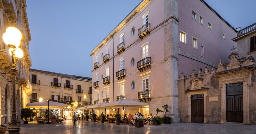 Palazzo Artemide Esterni