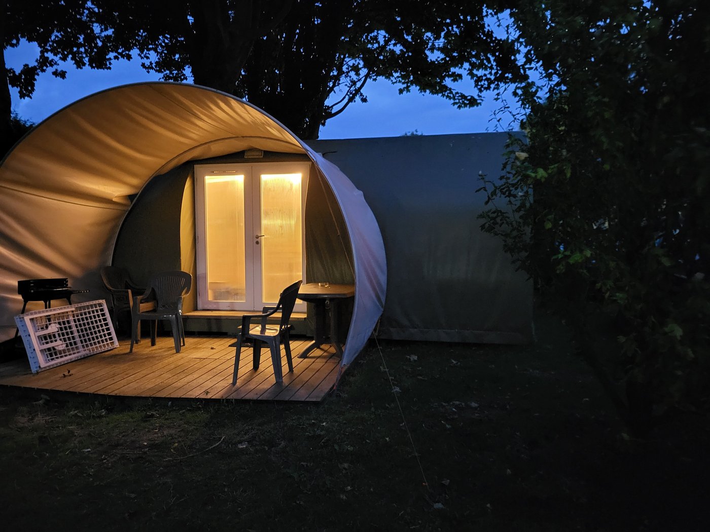 LHypoCamp (Sainte-Honorine-des-Pertes) - 호텔 리뷰