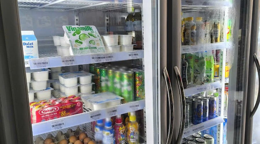 Cam Táo Mart cung cấp các sản phẩm tiêu dùng hàng ngày, trái cây tươi, sữa các loại...