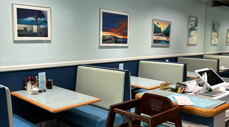 Blue Dolphin Cafe