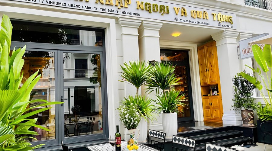Rượu 1983 Vinhomes Grand Park