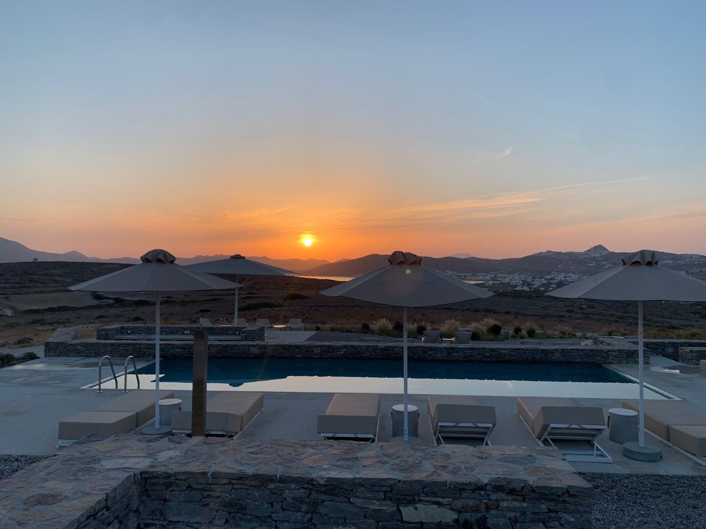 KORFI DE MILO - Updated 2025 Prices & B&B Reviews (Milos, Greece) KORFI DE MILO - Updated 2025 Prices &  B&B Reviews (Milos, Greece)