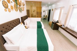 Room & Suite
