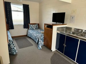 Room & Suite