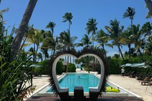 Piscina e praia