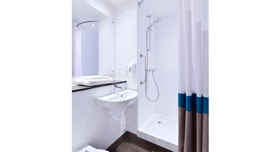 Superroom Bathroom