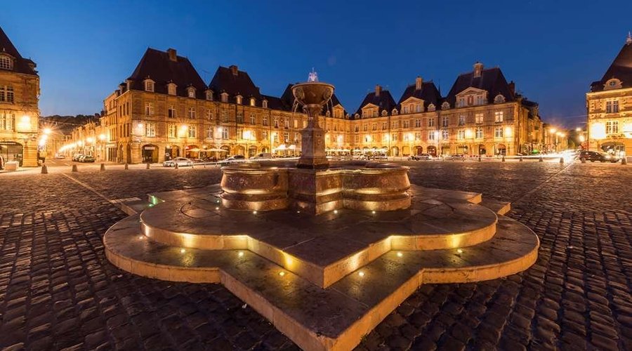 Charleville Mezieres place Ducale