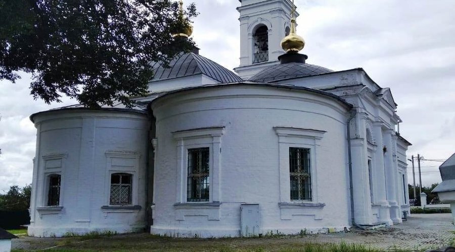 Церковь Покрова Пресвятой Богородицы в Кольчугино (разные ракурсы)
