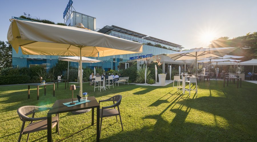 Hotel garden