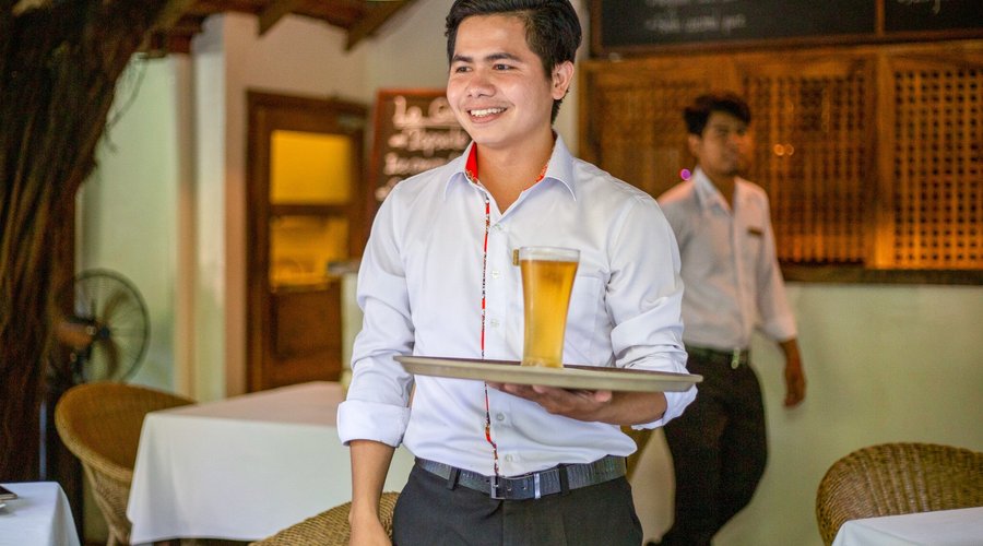 Cold beer, friendly service, always a good combo.