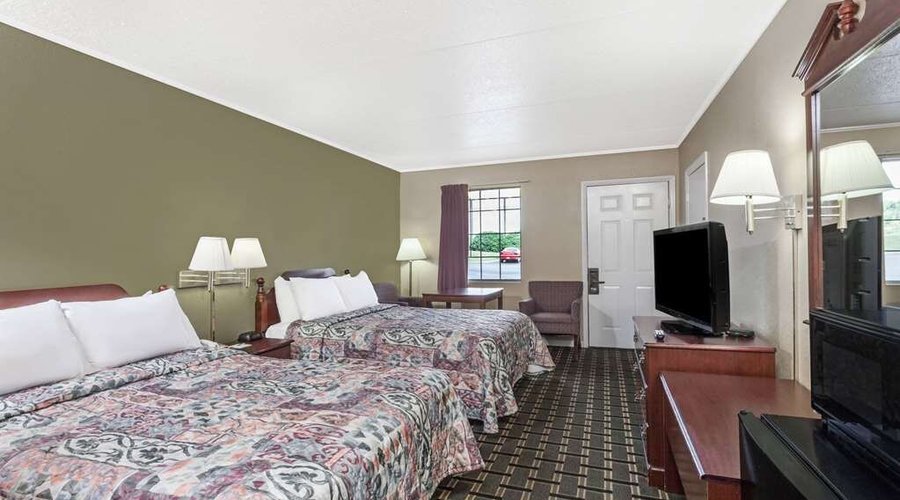 2 Double Bed Room