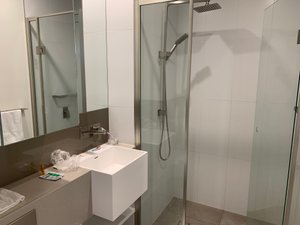 Room & Suite