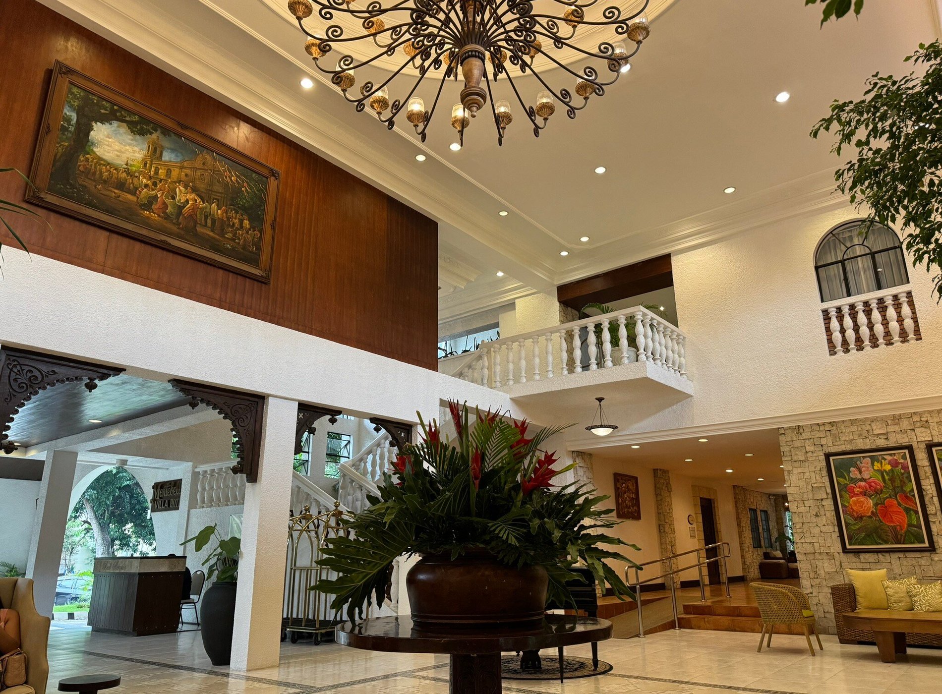 Montebello Villa Hotel by null