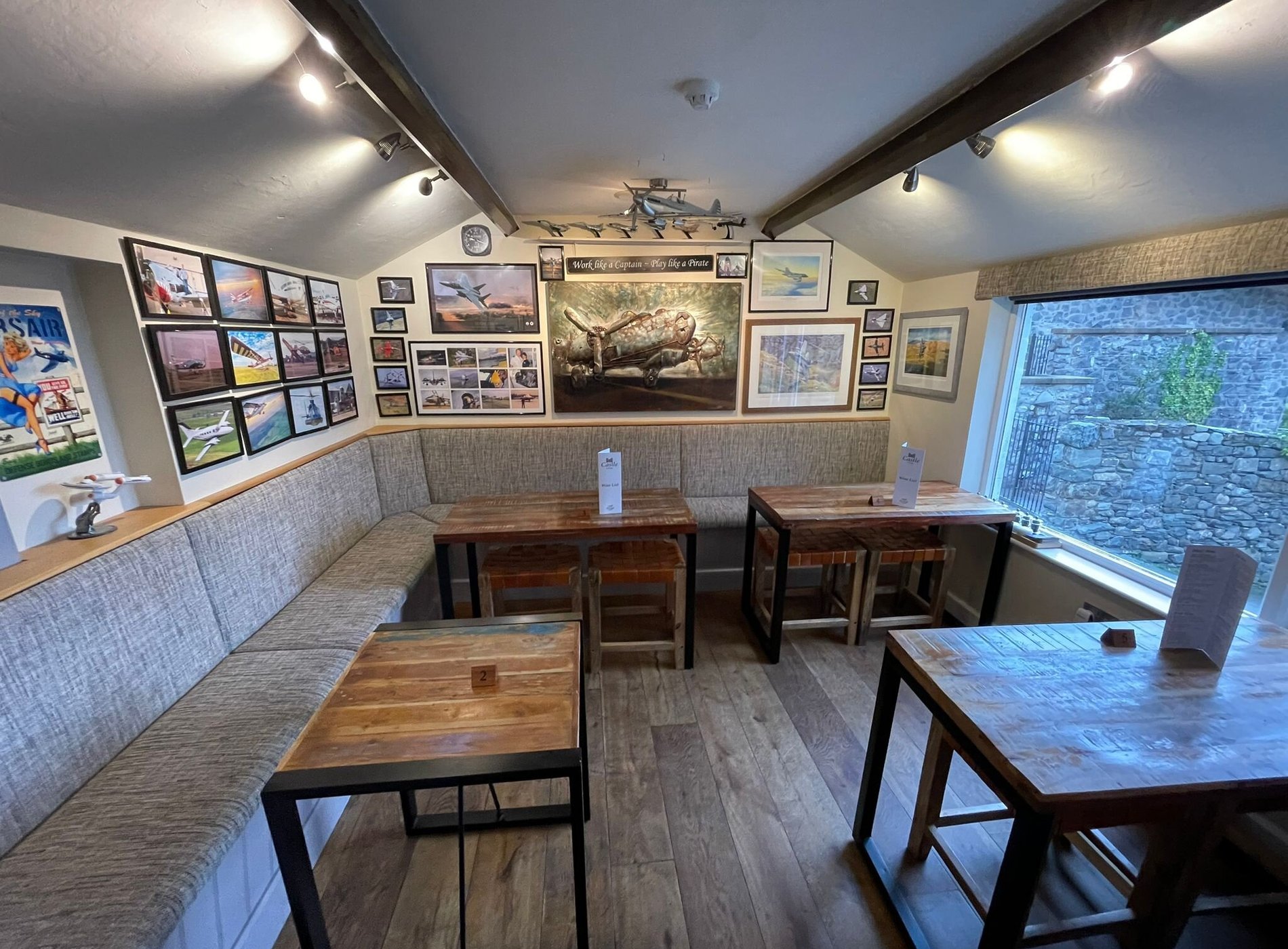 Castle Cottage Inn by null