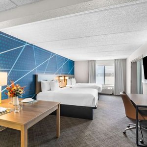 Suite with double bed(s)