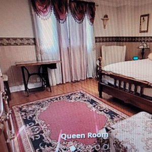 South Queen 