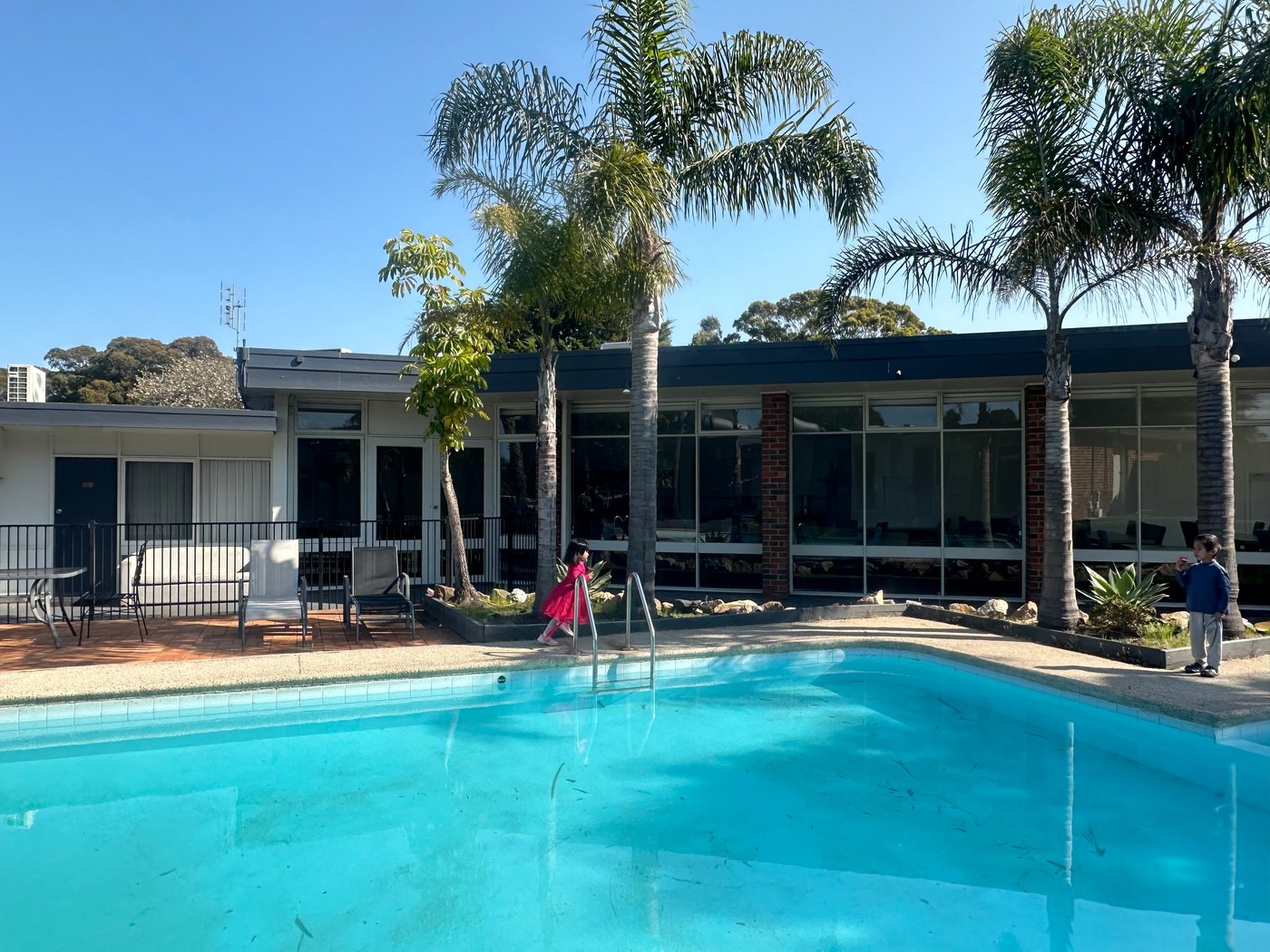 Ocean Views Motel Lakes Entrance (엔트런스 호수) - 호텔 리뷰 & 가격 비교