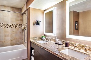 Room & Suite
