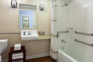 Room & Suite