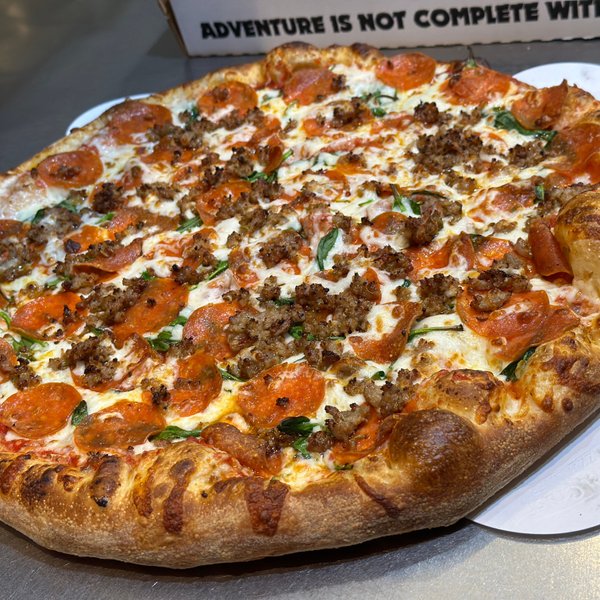 THE 10 BEST Pizza Places in Glacier Country (Updated 2024)