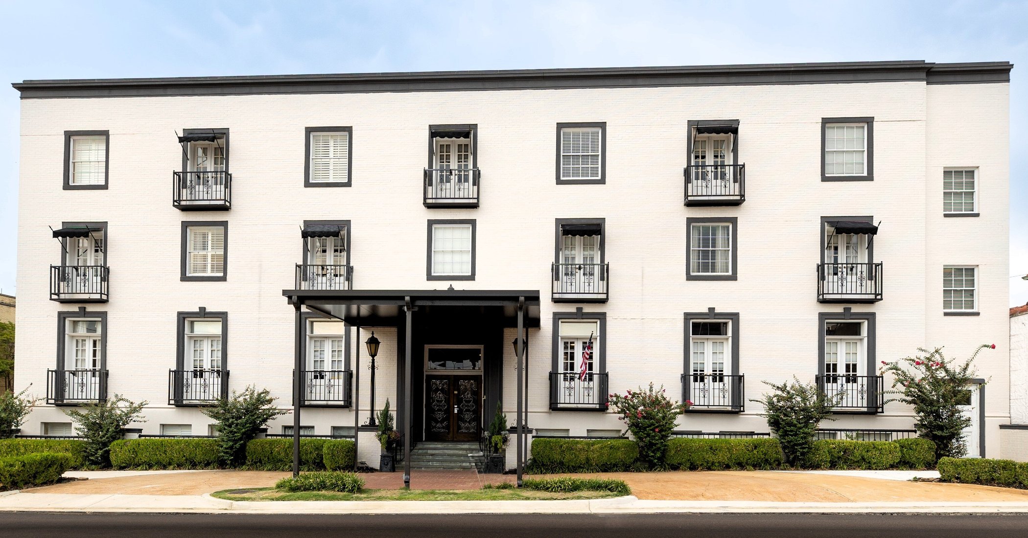 Old Capitol Inn by null