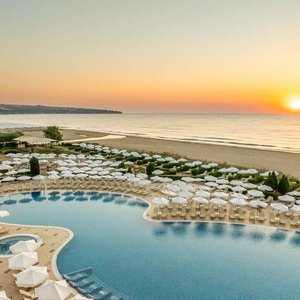 Pool - outdoor