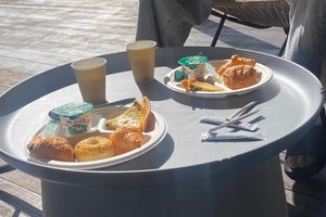 餐飲