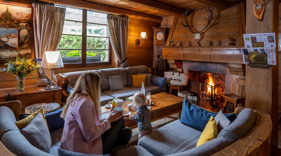 Adresse confidentielle à Megève
L'authenticité d'une maison, le confort d'un hôtel. 