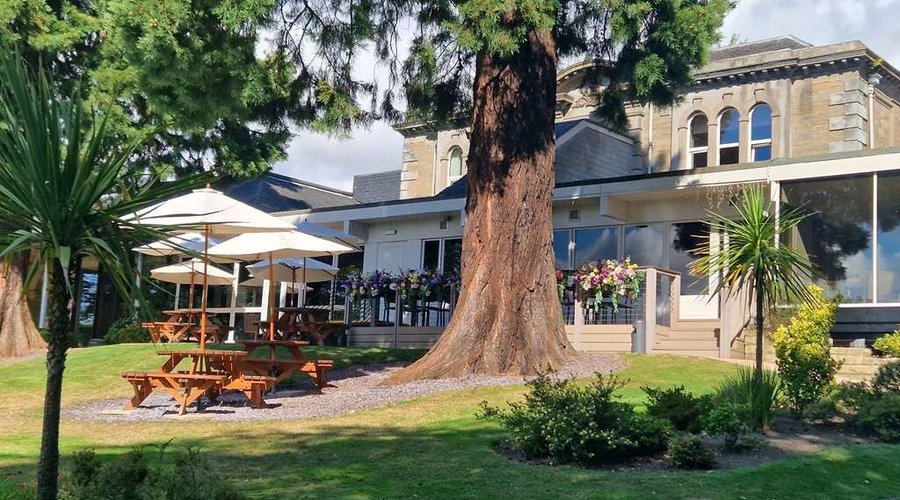 invercarse hotel grounds and hotel