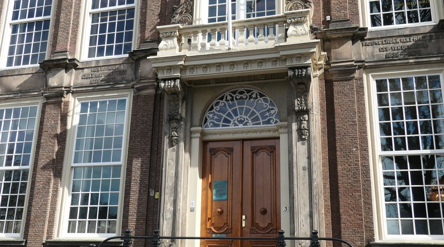 The Hague, Kabinet van de Koning at Korte Vijverberg 3 along Hofvijver