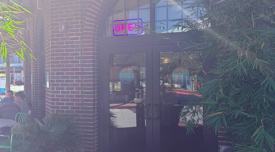 Gussie's