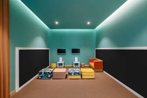 Room & Suite