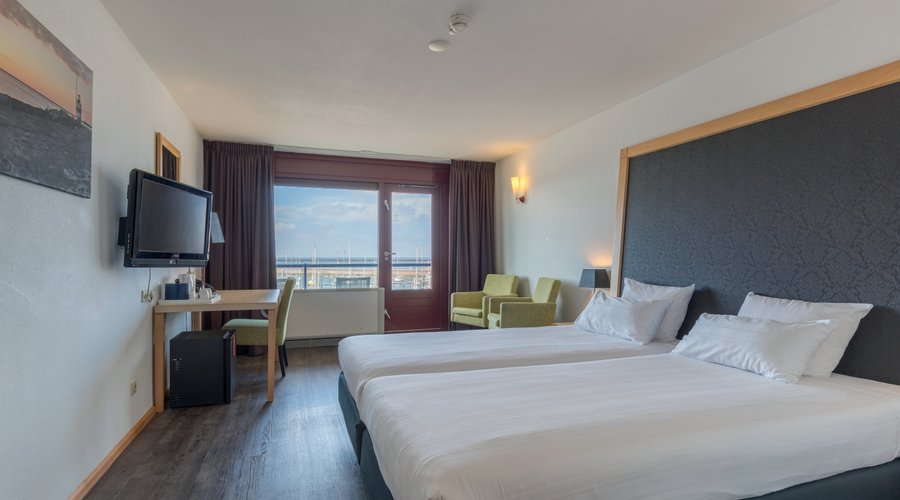 Leonardo Hotel I Jmuiden Deluxe Room
