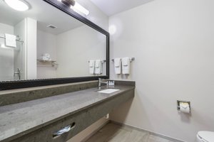 Room & Suite