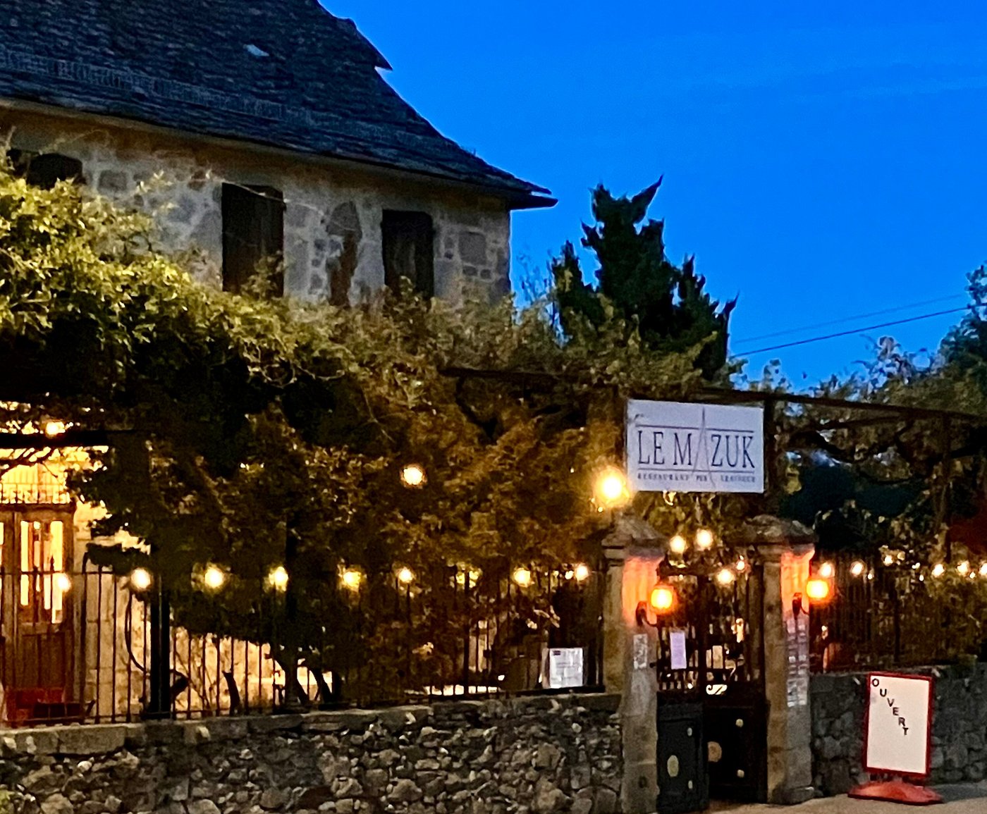 LE MAZUK, Saint-Andre-de-Najac - Restaurant Avis, Numéro de Téléphone ...