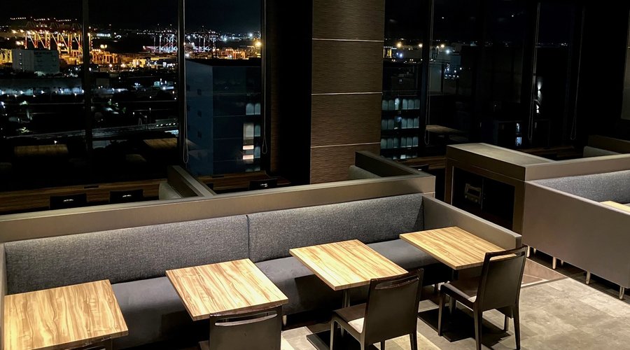 ラウンジ
