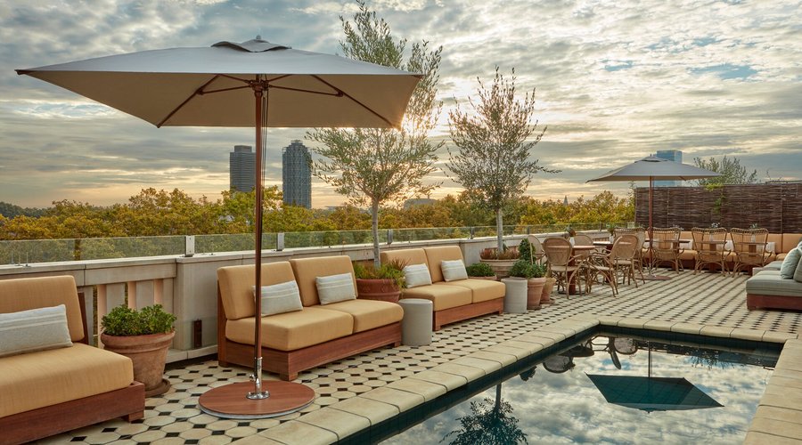 With its spectacular views, the rooftop terrace is fixed to become a neighbourhood favourite.