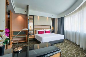 Room & Suite
