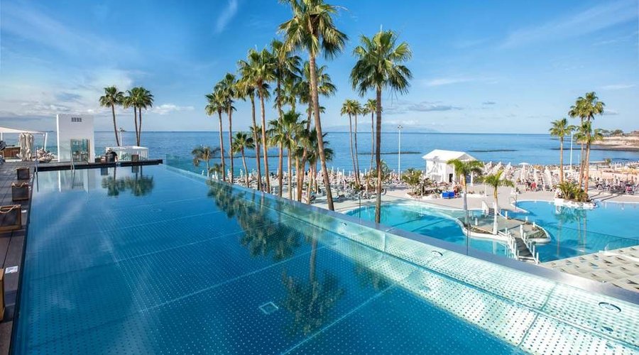 Pool - outdoor