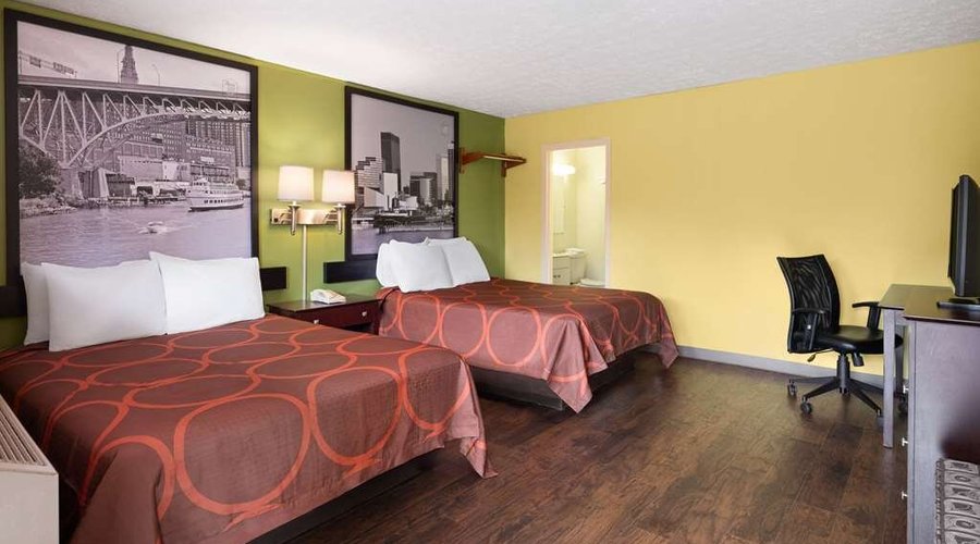 Guest room