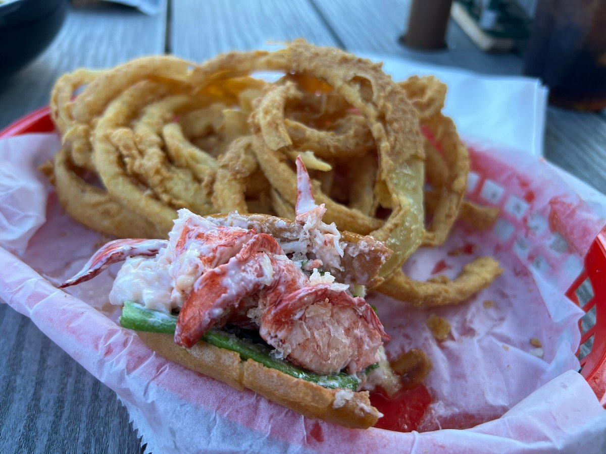 GILBERT #39 S CHOWDER HOUSE Portland Menu Prices Restaurant Reviews
