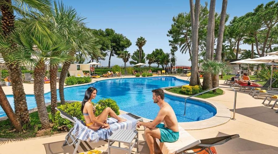 Pool - outdoor