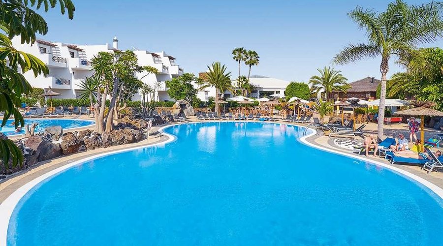 Pool - outdoor