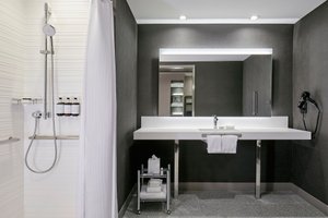 Room & Suite